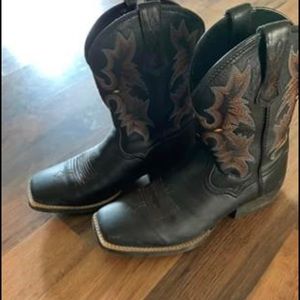 Ariat Boots size 6